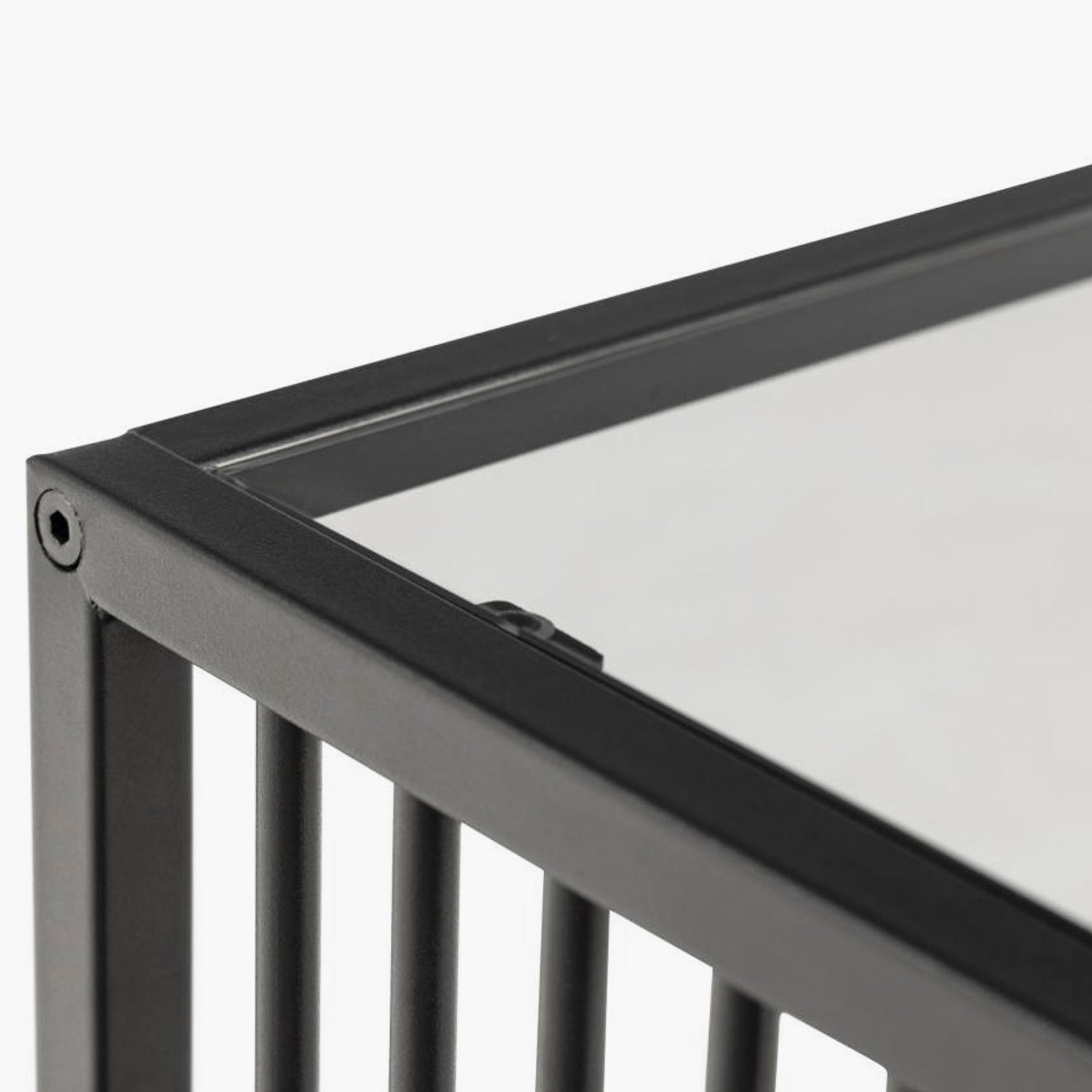 Mesa Lateral Liverpool 40 cm Negra